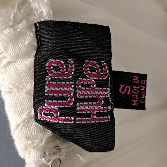 Cute Lace and Floral Strapless Dress - Picture 6 of 7